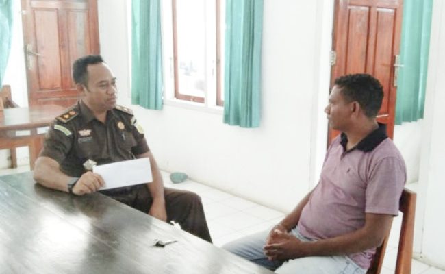 Ajak Kejaksaan Awasi Proyek Desa, Kades Lapeom: “Masyarakat Harus Tahu Pekerjaan Berjalan Baik