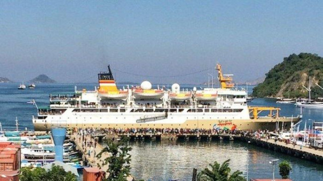 Kapal Pelni di Labuan Bajo NTT