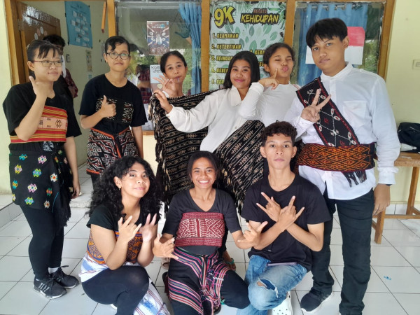 Kepala SMAS NCIPS Kupang: Ujian Praktek Seni Budaya Bangun Kreativitas dan Kekompakan Siswa 2 IMG 20241211 WA0030