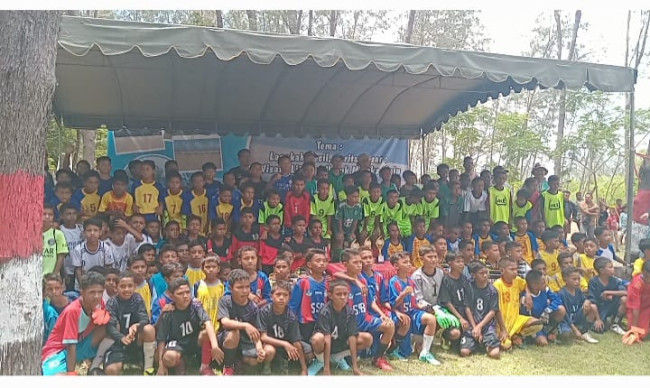 ledakan-kreativitas-di-abudenok-agustinus-bria-seran-dorong-anak-malaka-lewat-game-edukatif
