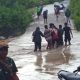 tanpa-jembatan-aktivitas-warga-renrua-lumpuh-total-saat-musim-hujan
