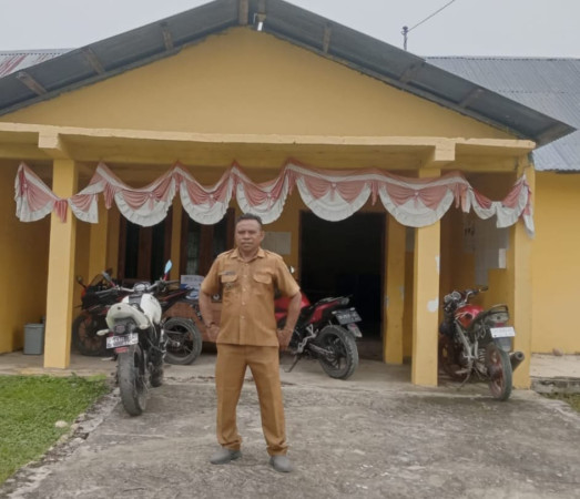 peduli-petani-di-desa-nur-naifio-bangun-jalan-usaha-tani