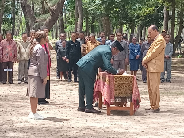 pesan-keras-bupati-sbs-saat-pelantikan-pejabat-eselon-iib-jabatan-amanah-bukan-kekuasaan