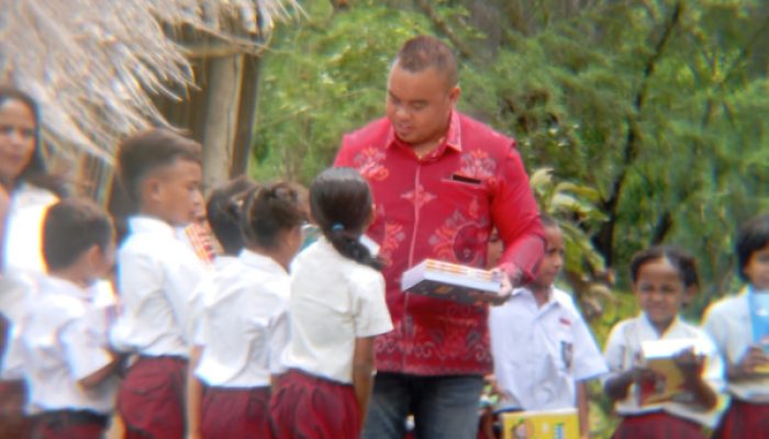 Ronaldo Asury Dorong Solusi Cepat untuk SD Nekto Kelas Jauh