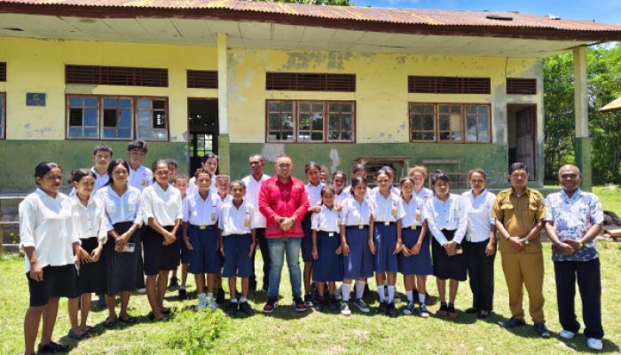 Dari SD Nekto ke SMP Ninma, Ronaldo Asury Suarakan Kepedulian Pendidikan