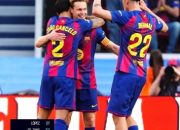 Barcelona Menari di Camp Nou: Kemenangan 3-0 atas Levante, Rebut Puncak La Liga
