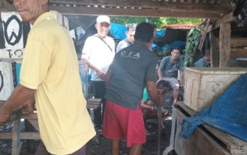 Gotong Royong Jumat Bersih di Pasar Baiabuk: Kades Wehali dan Warga Bersatu Ciptakan Lingkungan Pasar yang Lebih Bersih