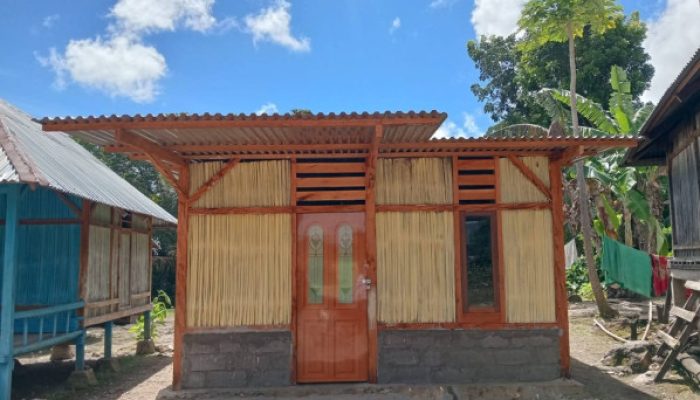 Dari Rumah Reyot Menuju Hunian Layak, Kisah Syukur Anak Mama Yosefina Abuk di Biudukfoho