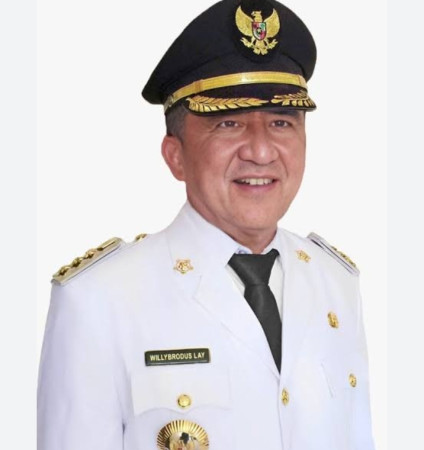 Bupati Belu Tanggapi Keluhan Jalan Rusak Menuju STISIP Fajar Timur: “Tunggu Agak Kering, Truk Tronton Belum Bisa Turun” 1 Bupati Belu Tanggapi Keluhan Jalan Rusak Menuju STISIP Fajar Timur: “Tunggu Agak Kering, Truk Tronton Belum Bisa Turun”
