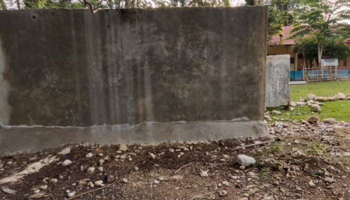 Jerih Payah Belum Terbayar! Pekerja Proyek Bak Air di Kereana Tagih Hak Rp37 Juta