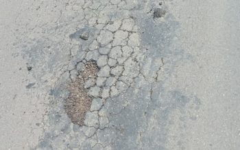 Proyek Miliaran Retak, Kadis PUPR Provinsi Belum Merespons Saat Dikonfirmasi