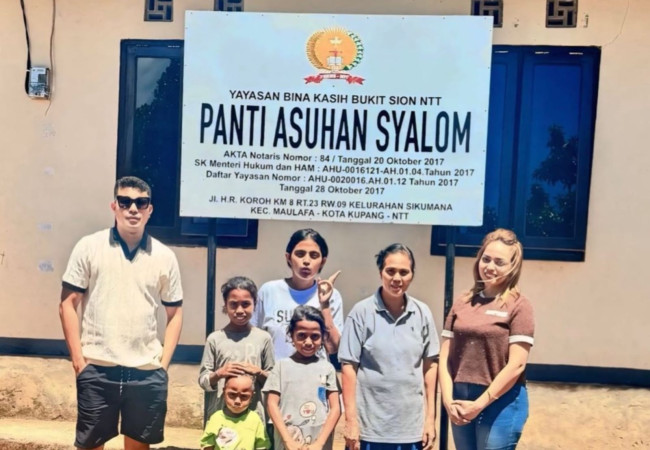 Aksi Nyata Penuh Kepedulian, Miss Charity International 2023 Berbagi Kasih di Panti Asuhan Syalom Kupang