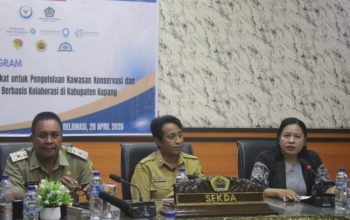 jaga-laut-sejahterakan-rakyat-sekda-kupang-buka-program-kolaborasi-konservasi-pesisir