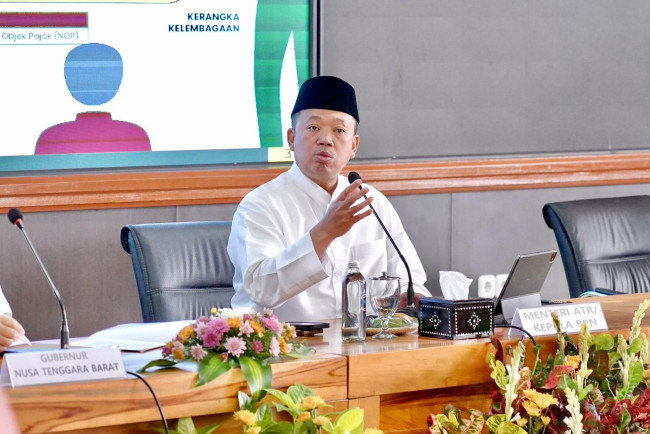 sertipikat-lama-rawan-sengketa-nusron-wahid-minta-warga-ntb-segera-perbarui-data-tanah