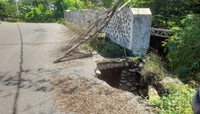 Jembatan Penghubung RI–Timor Leste di Kobalima Nyaris Putus, Warga Minta Penanganan Darurat