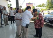 “Benny Chandradinata Kalungkan Kehormatan: Esthon Foenay Disambut Hangat di Bumi Malaka”