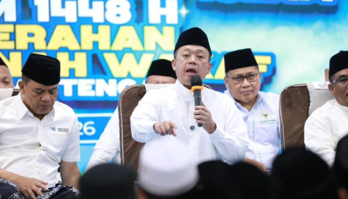 Serahkan 243 Sertipikat Tanah Wakaf, Nusron Tegaskan Pentingnya Menjaga Aset Umat untuk Kemaslahatan Bersama