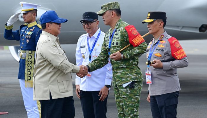 Pangdam XXI/Radin Inten dan Forkopimda Sambut Kunjungan Kerja Presiden Prabowo di Lampung