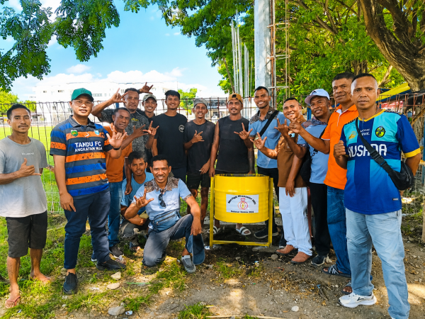 Hari Lingkungan Hidup dan JSN, Marriage Encounter dan DLH Malaka Pasang 20 Tempat Sampah di Ruang Publik