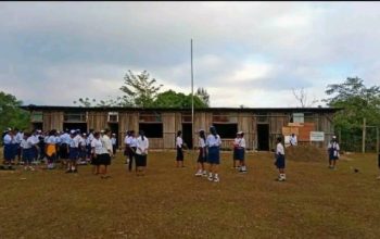 Viral di Media Sosial, Kondisi SMPN Oenaek di Malaka Jadi Sorotan Warganet 3 Viral di Media Sosial, Kondisi SMPN Oenaek di Malaka Jadi Sorotan Warganet