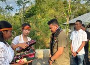 Mandataris PMKRI Disambut Adat di Manggarai Barat, Titip Aspirasi Rakyat hingga Pesan untuk Senior di Pemerintahan 10 Mandataris PMKRI Disambut Adat di Manggarai Barat, Titip Aspirasi Rakyat hingga Pesan untuk Senior di Pemerintahan