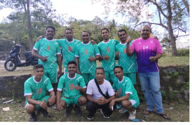 Kapus Yohana Elisabeth Anje Bangkitkan Mental Juara, Puskesmas Rafae Raih Juara 3 Voli HUT RI ke-81 1 Kapus Yohana Elisabeth Anje Bangkitkan Mental Juara, Puskesmas Rafae Raih Juara 3 Voli HUT RI ke-81