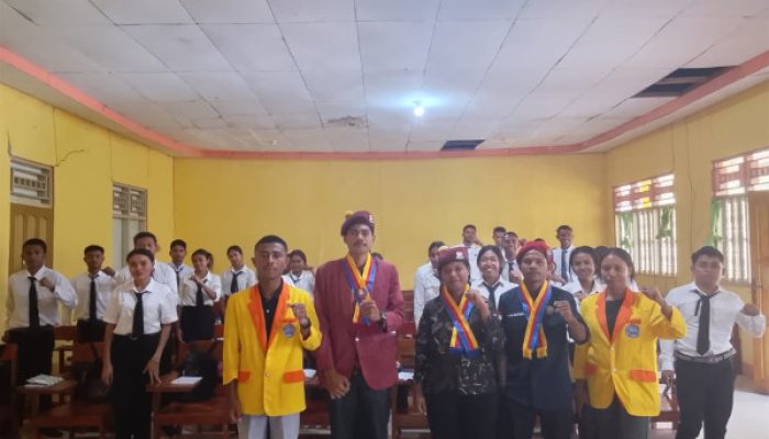 Bawakan Materi dalam PKKMB STISIP Fajar Timur Atambua 2026, Ketua PMKRI Atambua Tekankan Peran Kaum Muda Katolik di Masyarakat