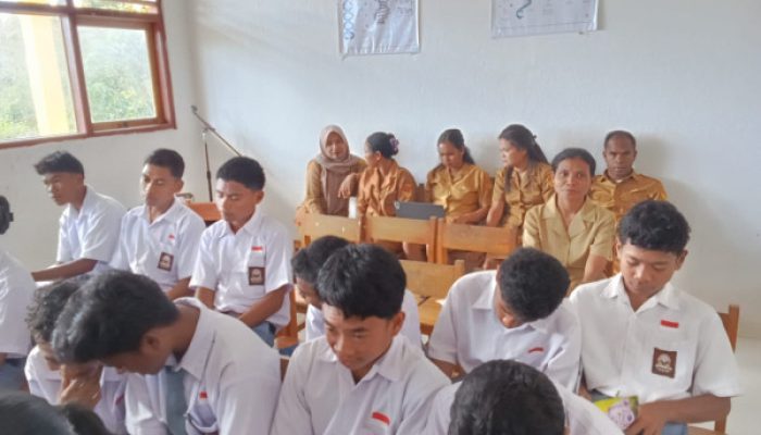 LKTD Hari Kedua SMAN Halioan: Guru Hadir, Mengawal dan Menemani Siswa Belajar Menjadi Pemimpin