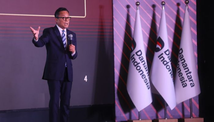 PLN Raih Sector Champion CX100 Award 2026, Perkuat Transformasi Layanan Pelanggan