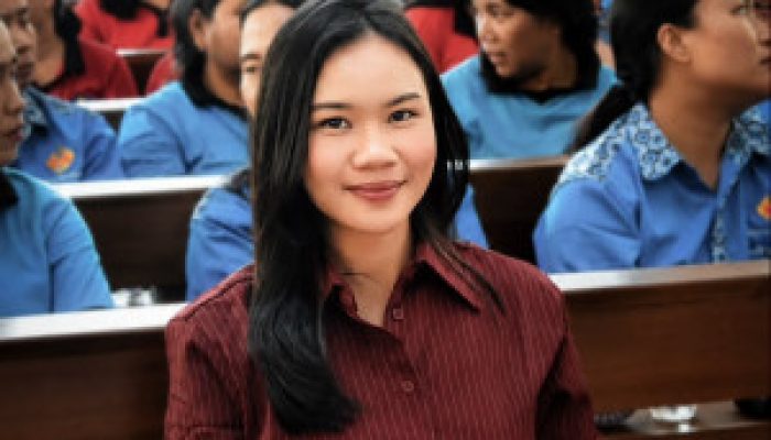 Wila Yohana: Kalimantan Terbakar, Negara Harus Bertindak! PMKRI Sintang Soroti Ancaman Karhutla dan Kabut Asap