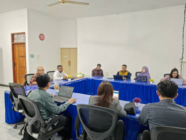 62-keluhan-kur-di-ntt-terungkap-ombudsman-tegaskan-pinjaman-di-bawah-rp100-juta-bebas-agunan-tambahan