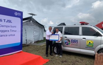 BRI Serahkan Bantuan Ambulans untuk RSUD Ruteng guna Dukung Layanan Kesehatan