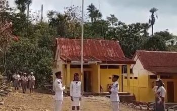 Peringati Hari Sumpah Pemuda ke-98, SMAN Halioan Gelar Upacara dan Drama Perjuangan